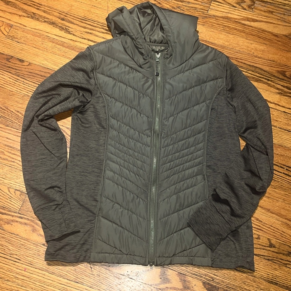 Zip jacket